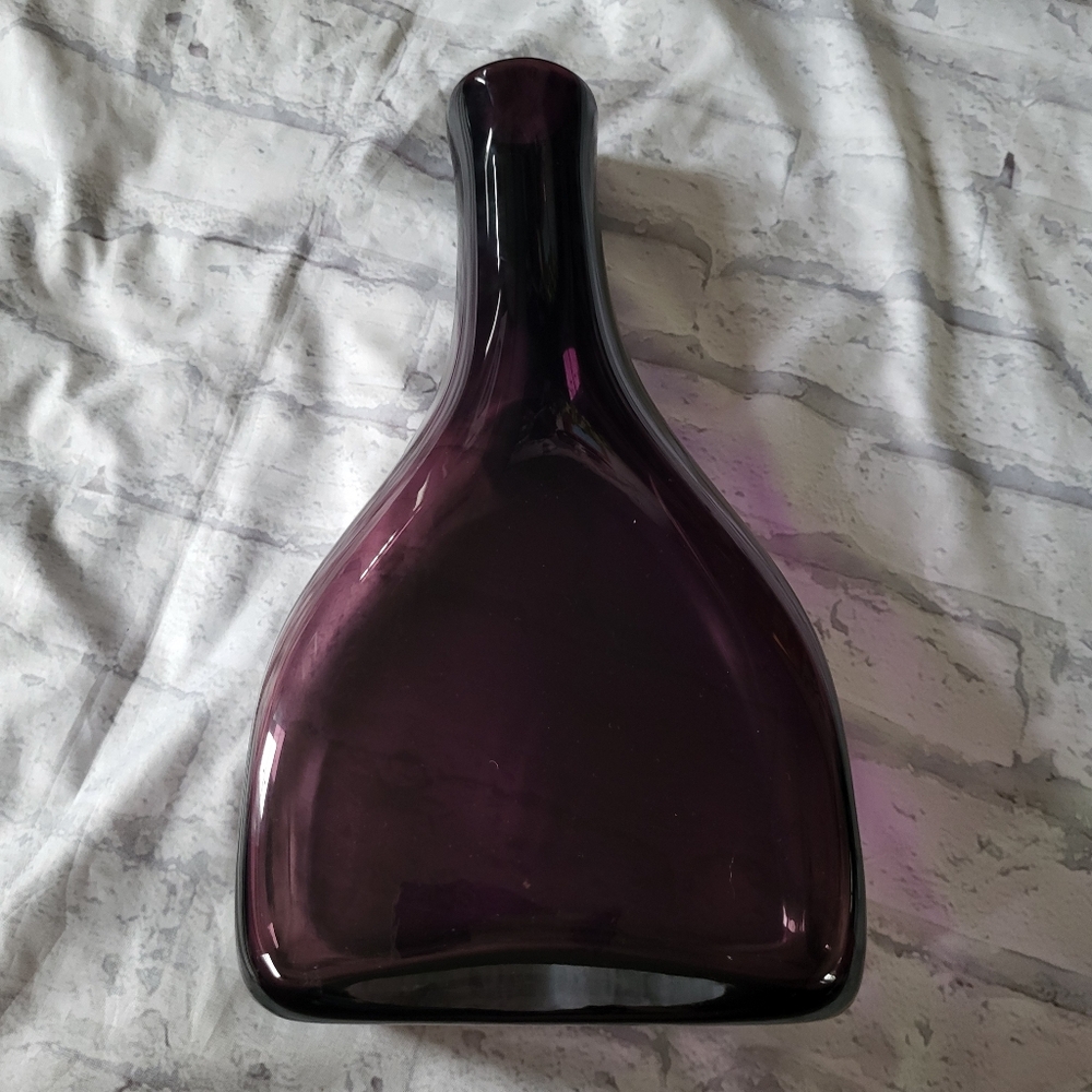 Amethyst/Purple Statement Vase - Centerpiece